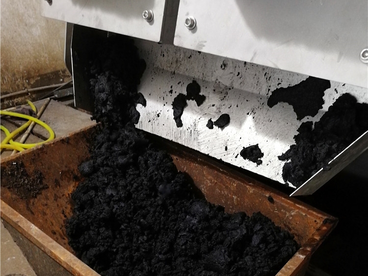 天尼威车载式脱水车,把化粪池变成移动肥料厂